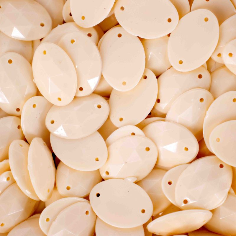 CHATON-DE-COSTURA-OVAL-SEXTAVADO-LEITOSO-18X25MM-EM-PLASTICO-COM-500G---15D---BEGE-LEITOSO-15