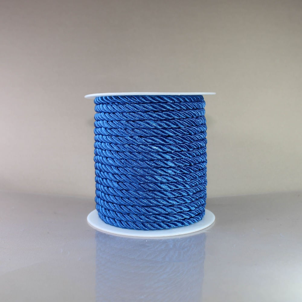 CORDAO-SAO-FRANCISCO-06MM-EM-POLIESTER-COM-20-METROS-237---AZUL-ROYAL-Z37