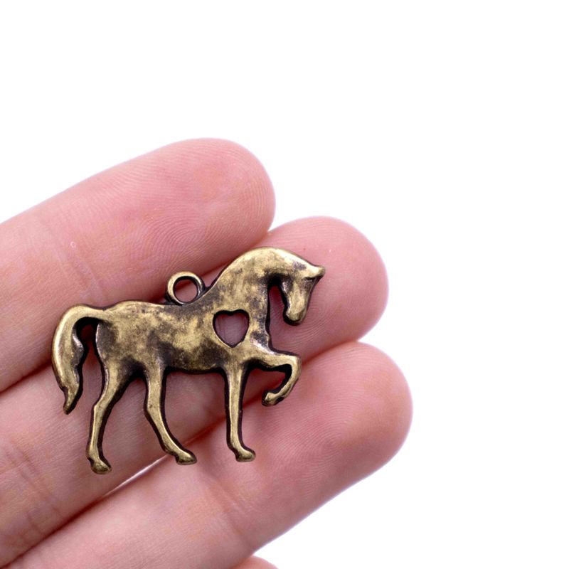 PINGENTE-COUNTRY-CAVALO-CORACAO-30MM-EM-ZAMAC-COM-15-PECAS---OURO-VELHO