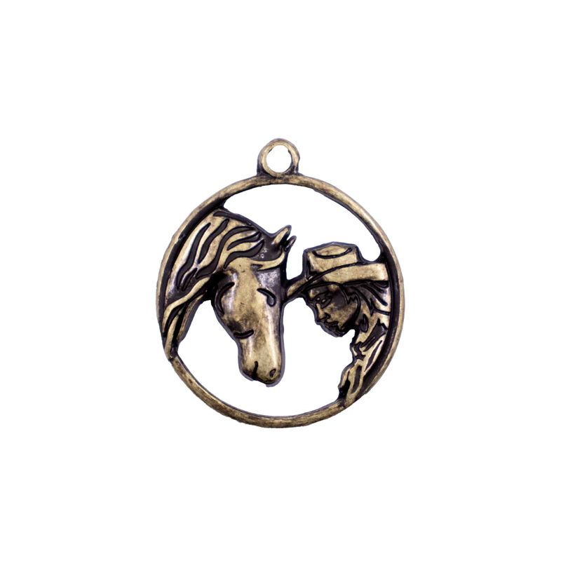 PINGENTE-COUNTRY-MULHER-E-CAVALO-33MM-EM-ZAMAC-COM-10-PECAS---OURO-VELHO