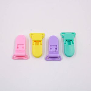 Prendedor De Chupeta 40Mm Em Plastico Com 5 Peças