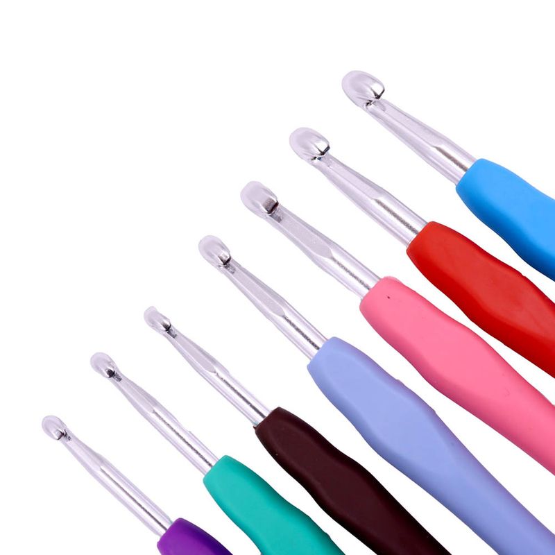 KIT-AGULHA-DE-CROCHE-02MM-10MM-CABO-EM-PLASTICO-COM-14-PECAS---103---COLORIDO