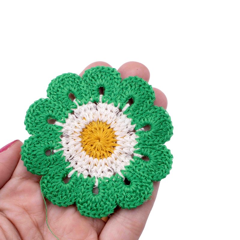 APLIQUE-FLOR-DE-CROCHE-07MM-EM-POLIESTER-COM-25-PECAS---VERDE-MUSGO