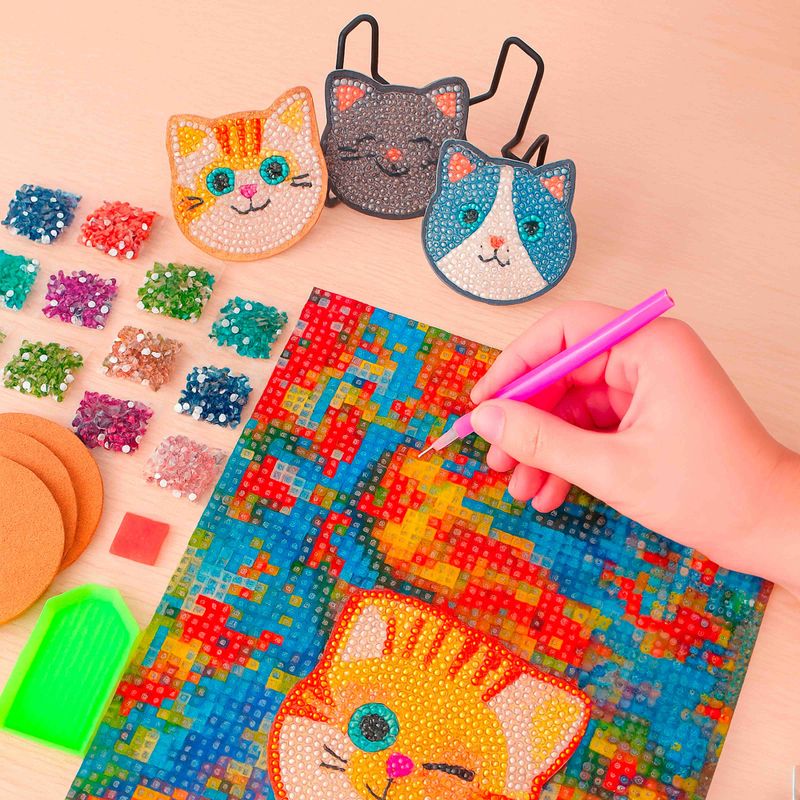 PORTA-COPOS-PINTURA-DIAMANTE-10CM-COM-08-PECAS---GATINHO