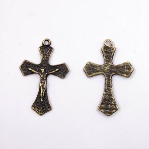 Pingente Crucifixo Com Escrita 42X27mm Em Zamac Com 18 Peças
