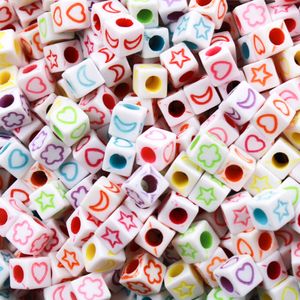 ENTREMEIO QUADRADINHO INFANTIL 6X6MM EM PLASTICO COM 50G
