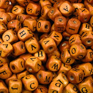 MIÇANGA ENTREMEIO LETRA DE MADEIRA 10MM COM 25GR